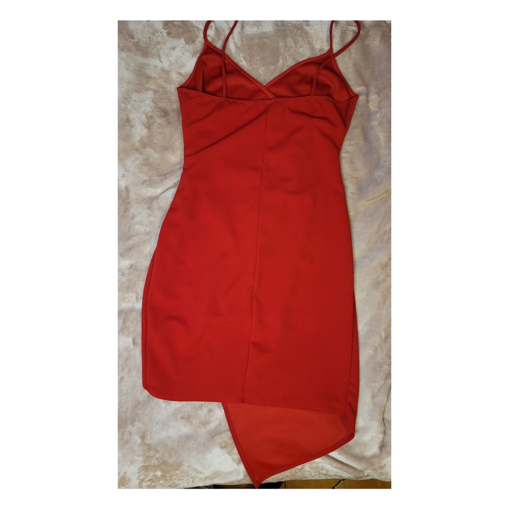 Red Ruched Bodycon dress - Picture 3 of 5